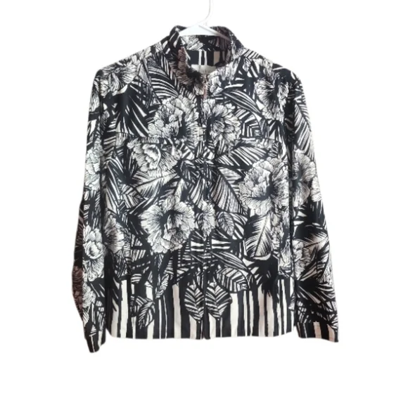 Erin London size, large Floral Black and White zip front jacket - Picture 2 of 7
